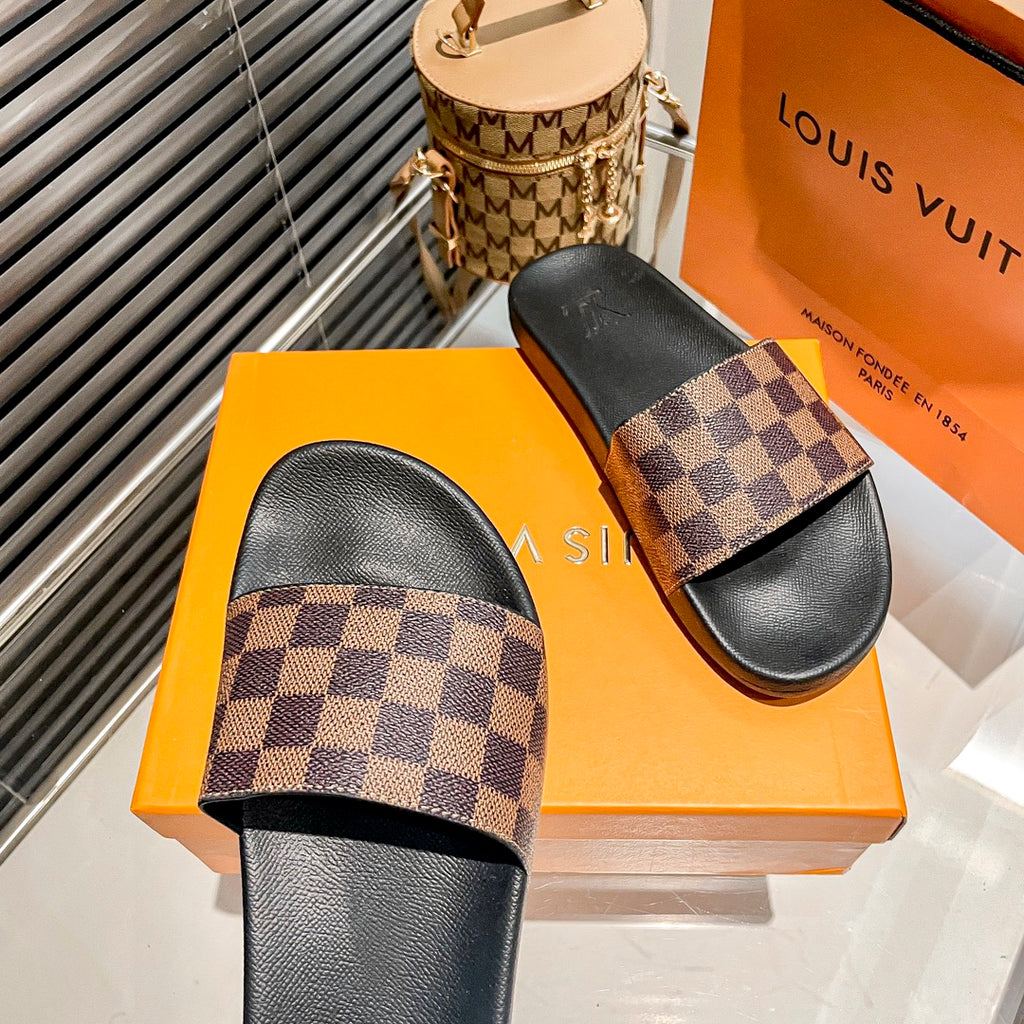 14E195Z Popular Slippers