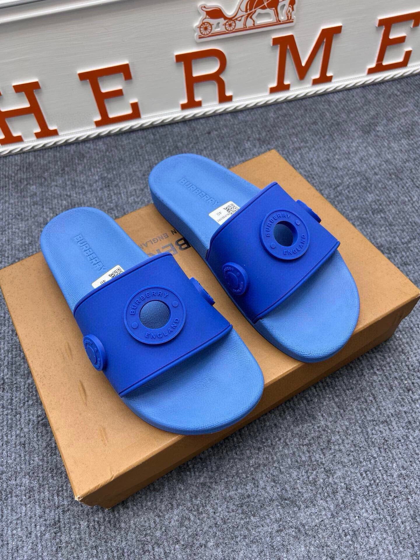 535ZR252Z Popular Slippers