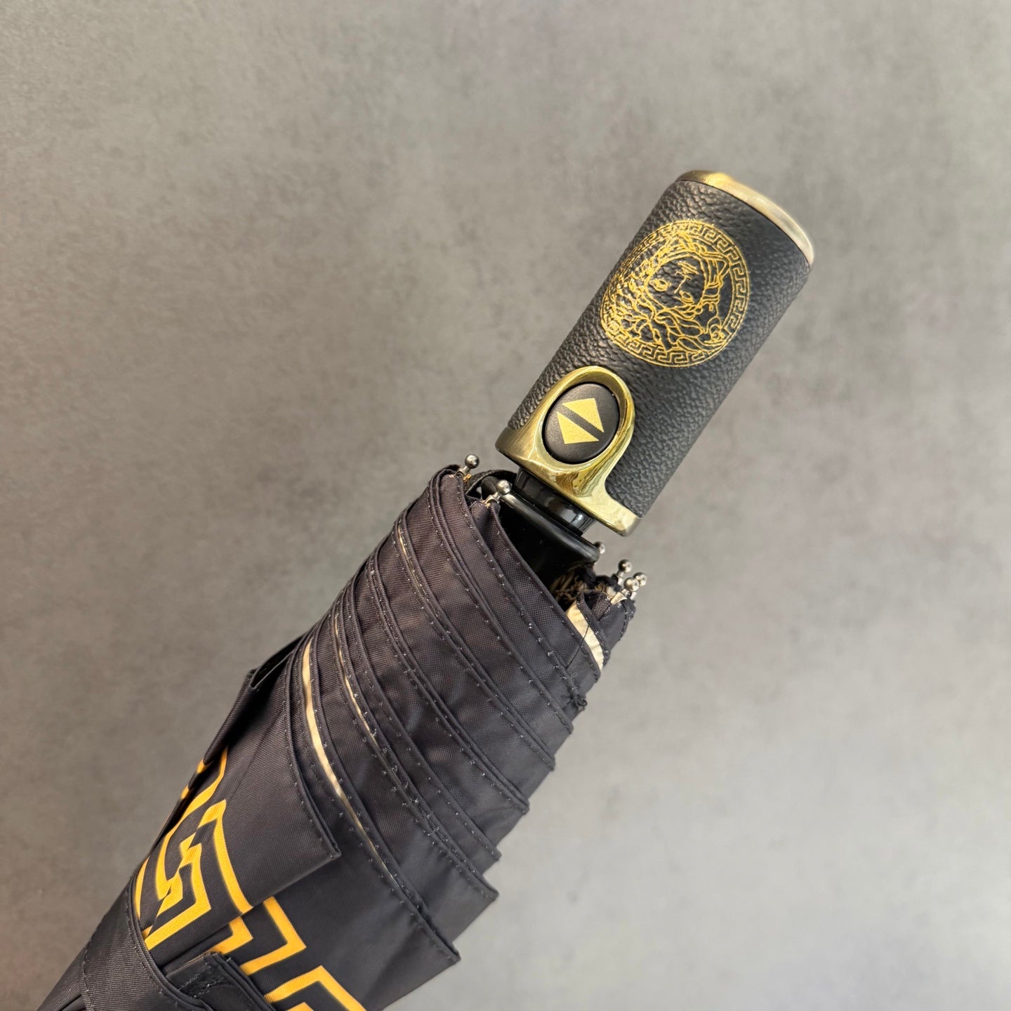 136NA6S Popular UV resistant umbrella