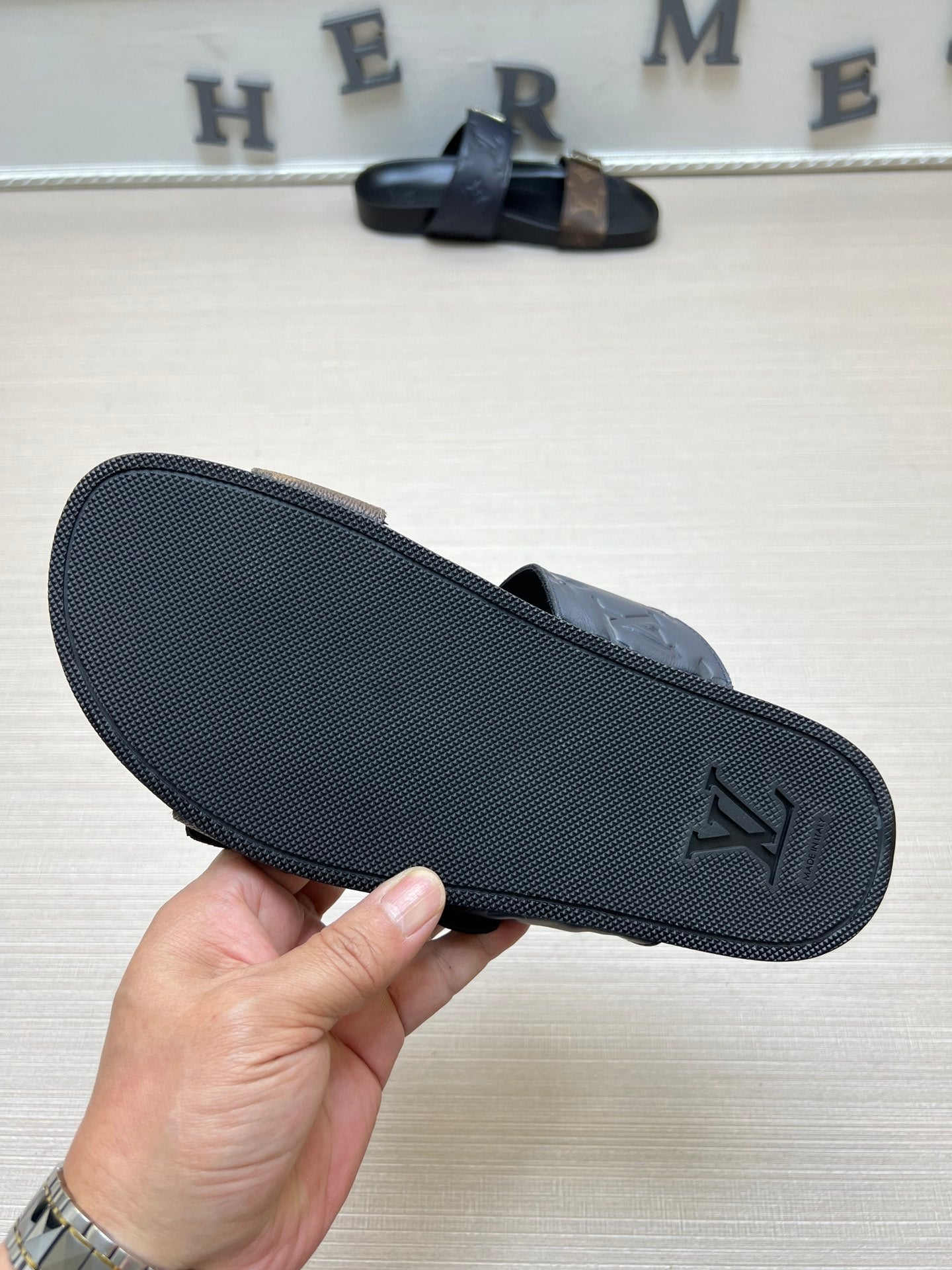 54E87Z Popular slippers