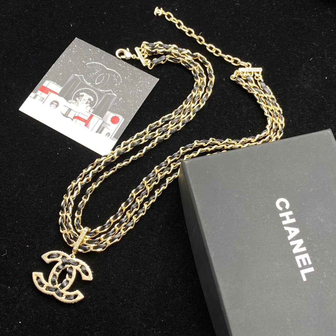 15QC41X Popular Necklace
