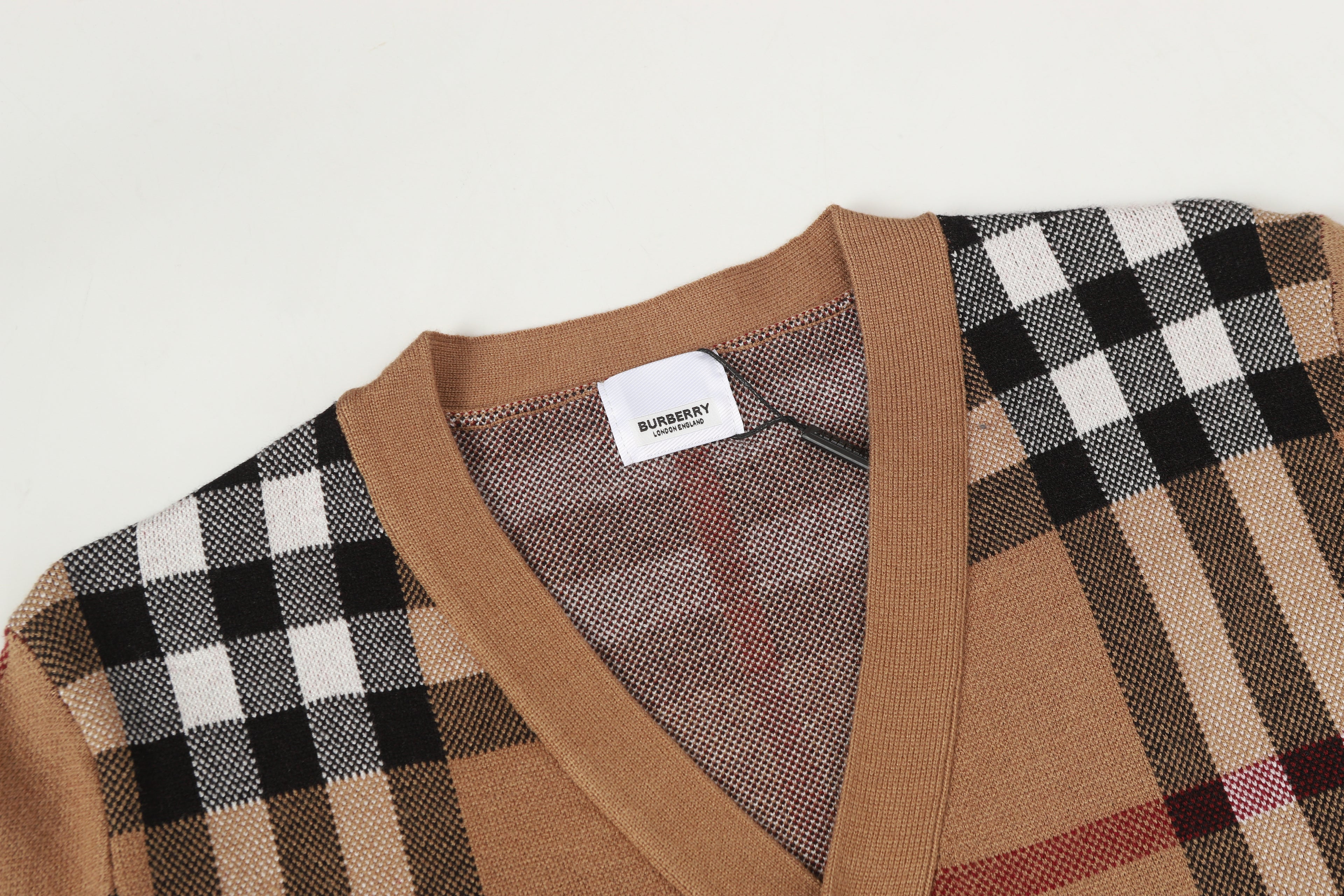 105ZR401U Popular Sweaters