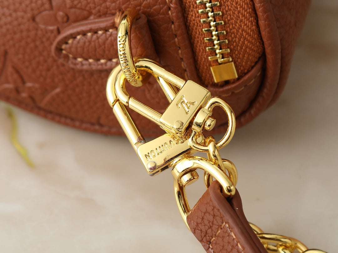 146PE72B Popular leather bag