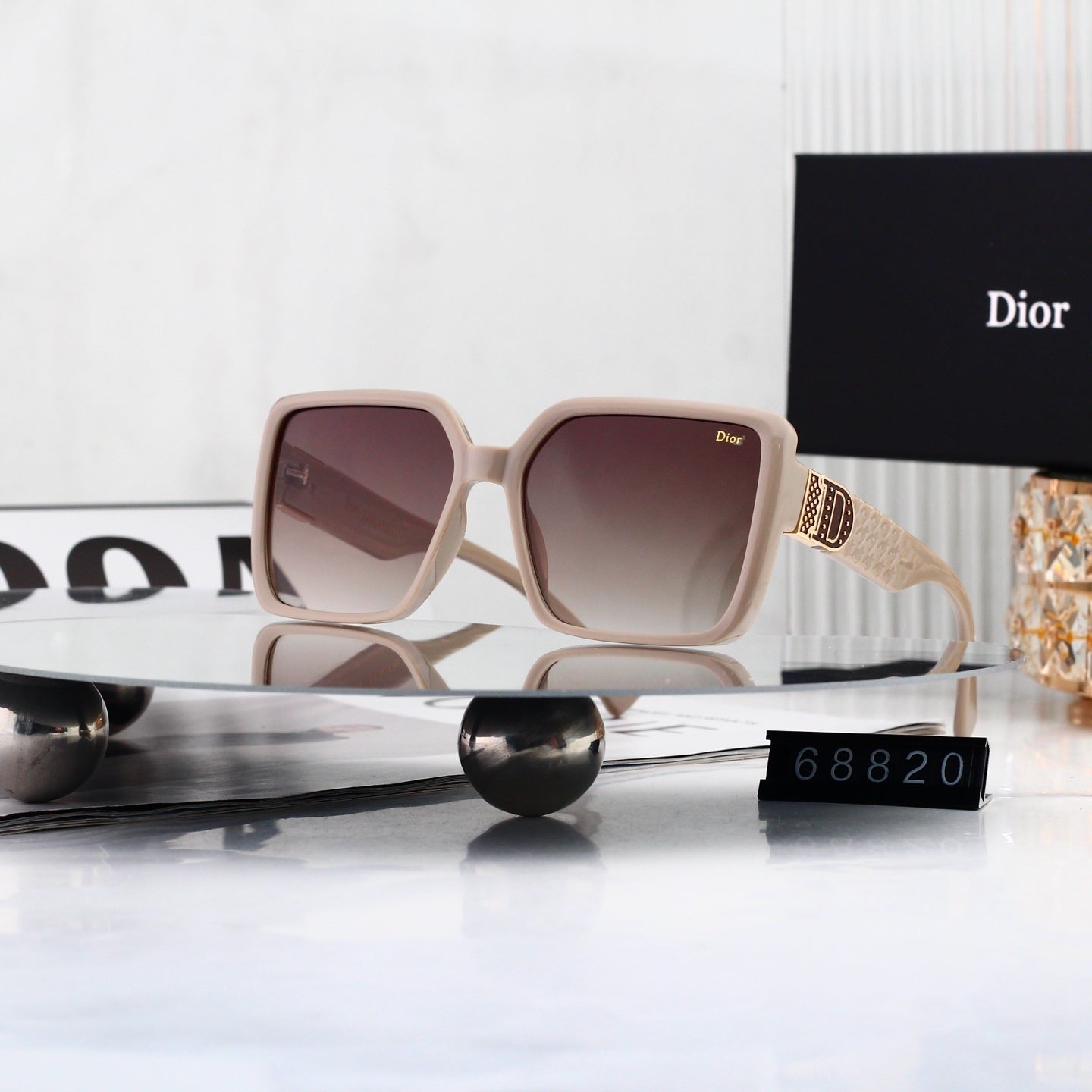 156PD52T Popular Sunglasses