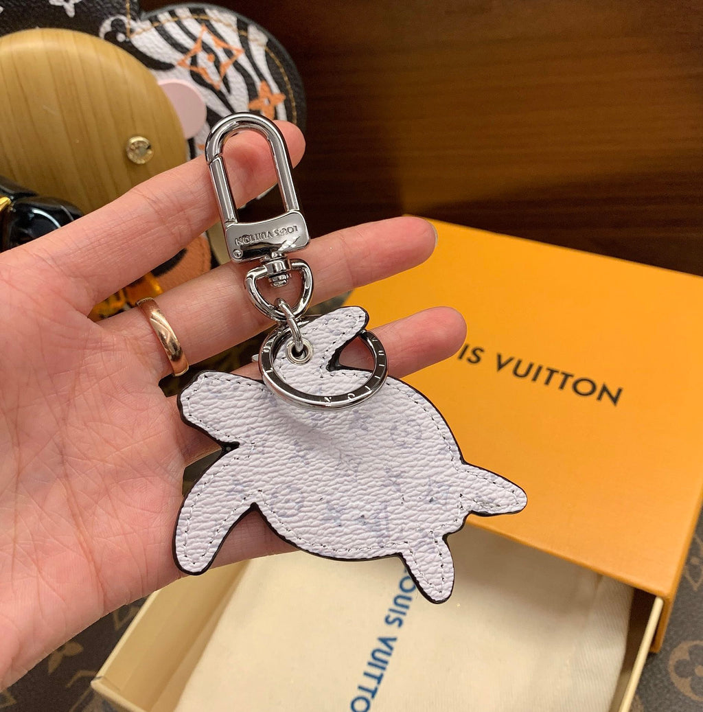 35QE13A Popular bag 's charms accessories