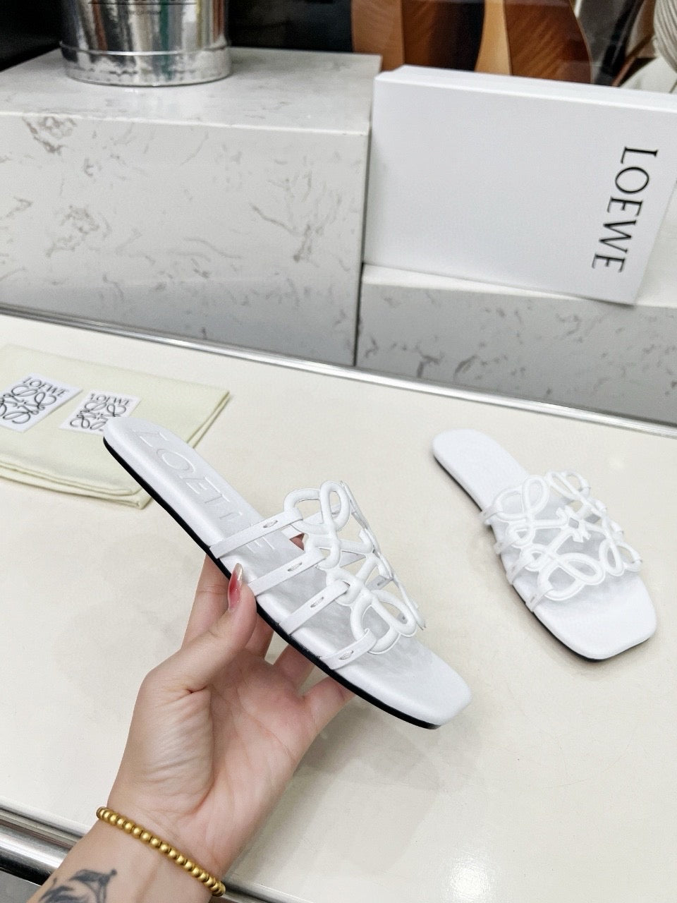 Z2X66A23 Popular high-quality leather Shoes