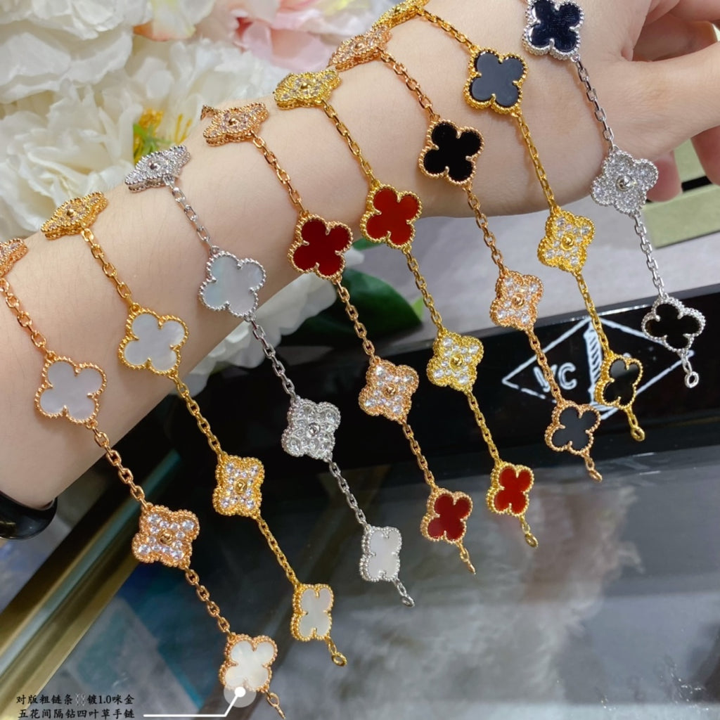 5XVA179K  Popular bracelets 5 flowers normal size1.5cm flower