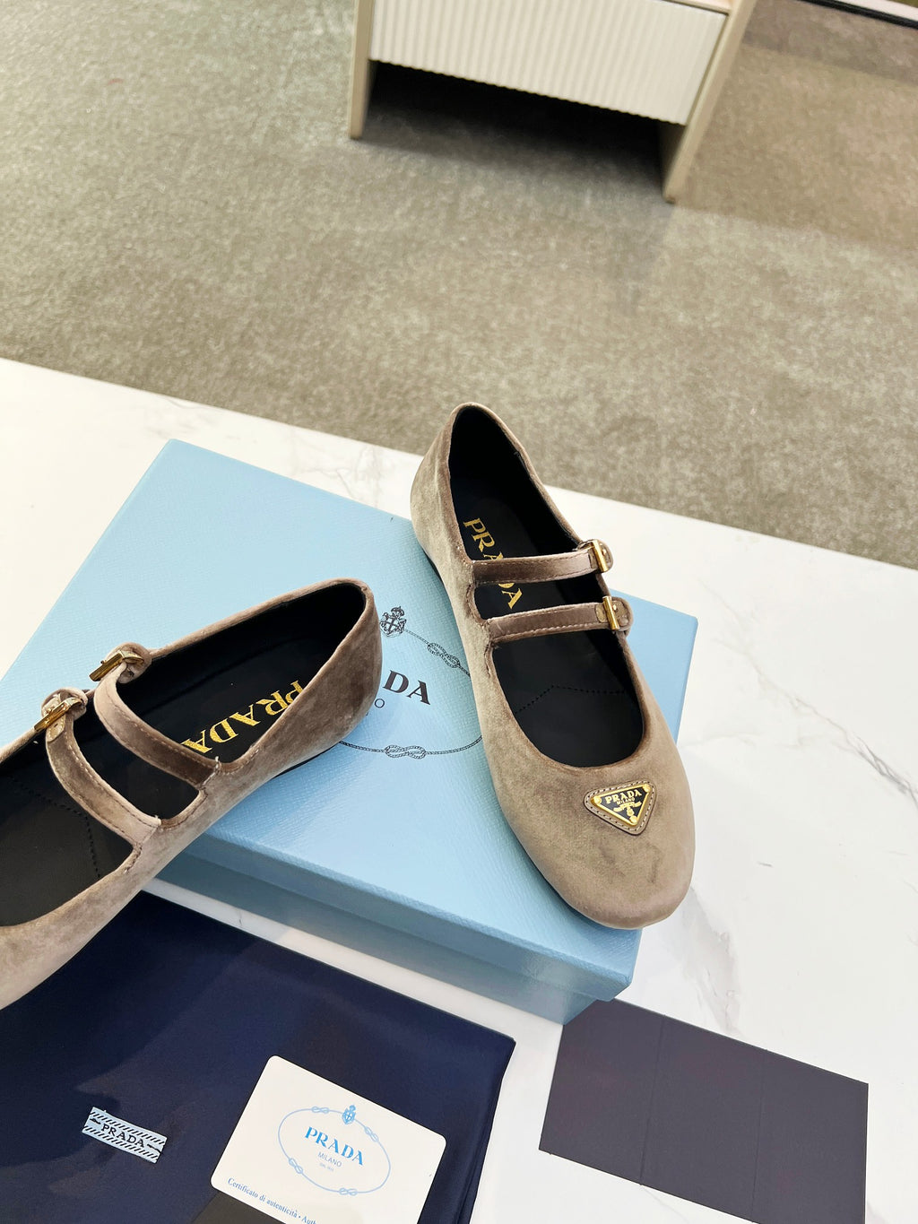 2105QP404Z Popular high-quality Shoes