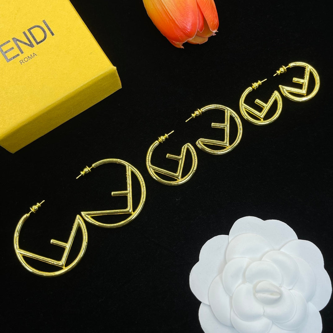 14F647E Popular  Earrings