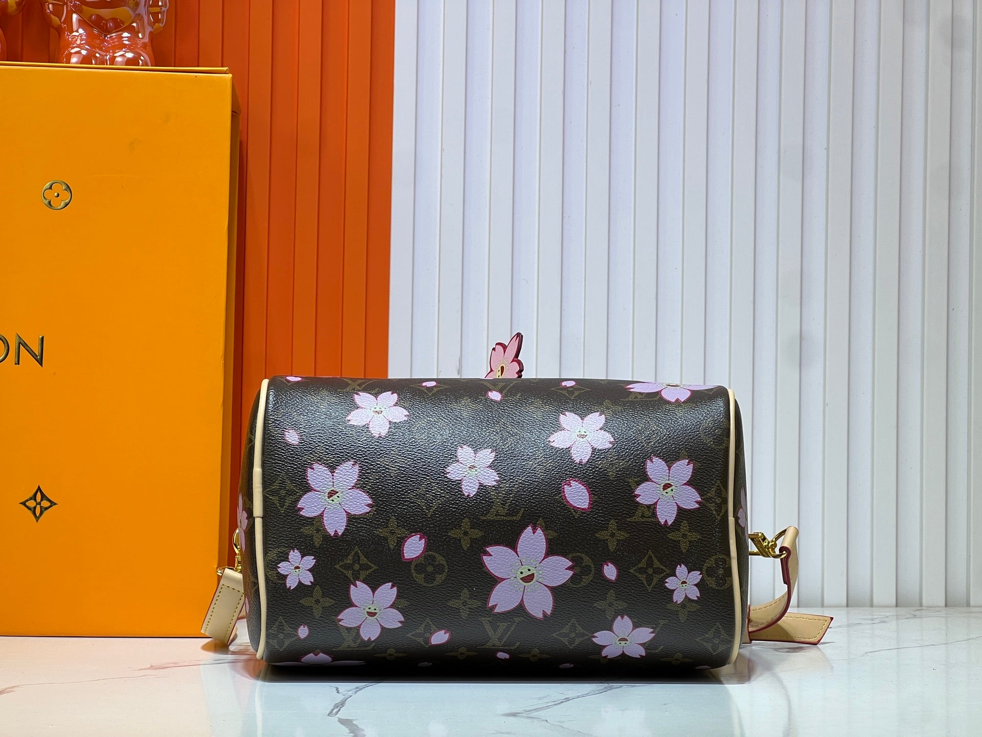 1WE91B Popular  leather bag