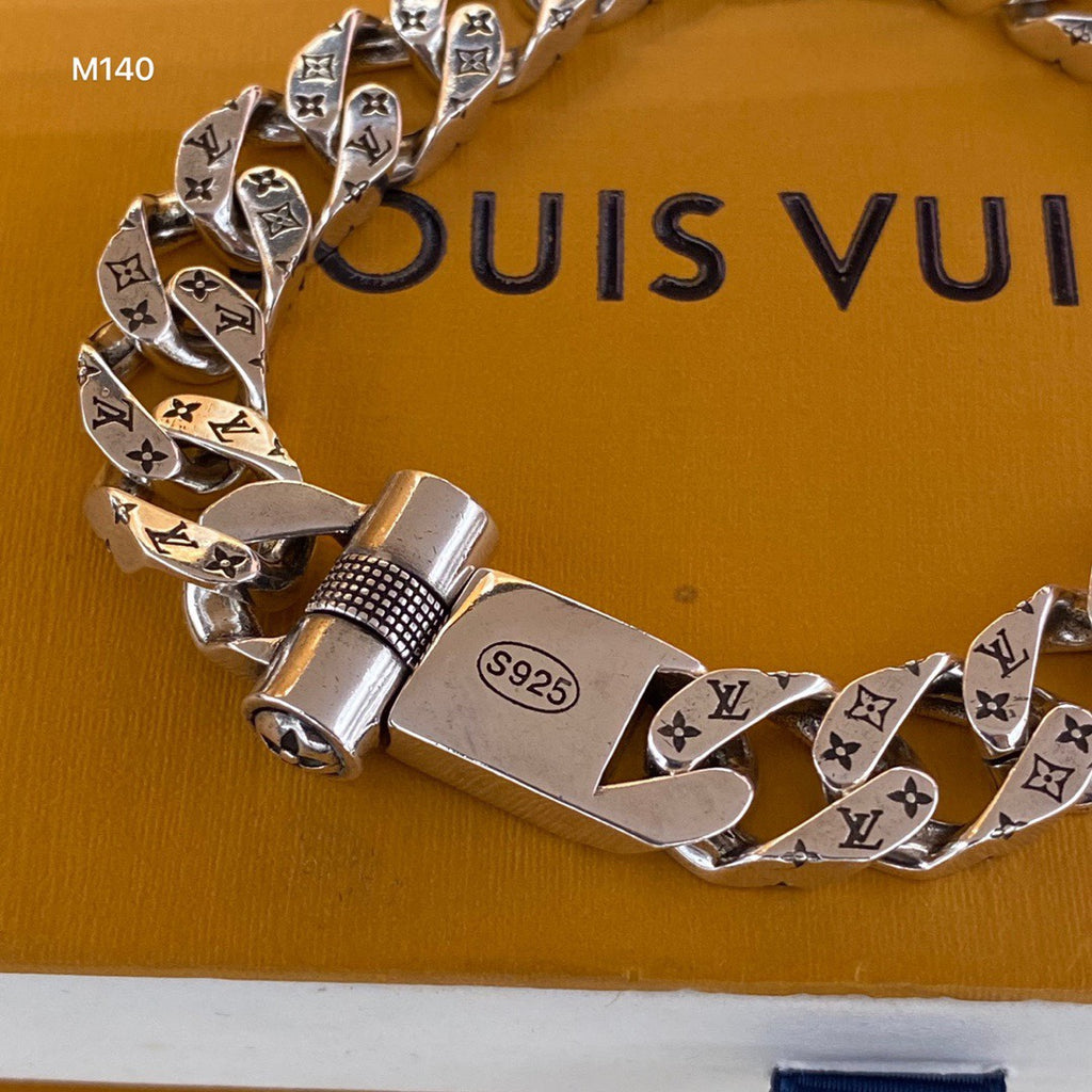 1XE612X  Popular   Bracelets Necklaces