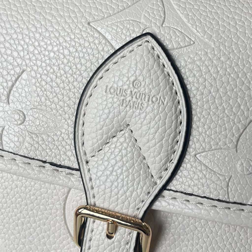 136PE38B Popular leather bag