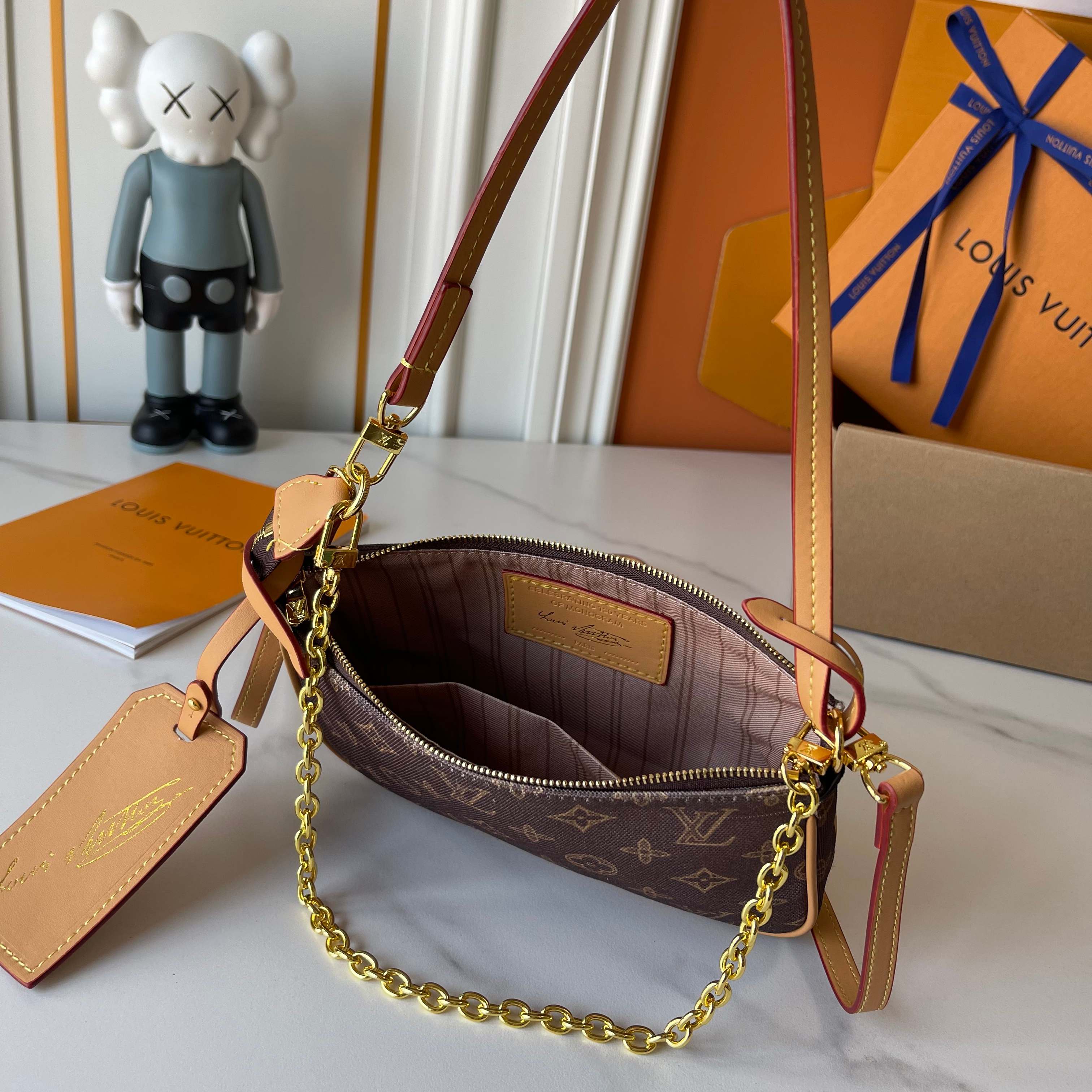 136NE1B Popular Canvas Purse bag