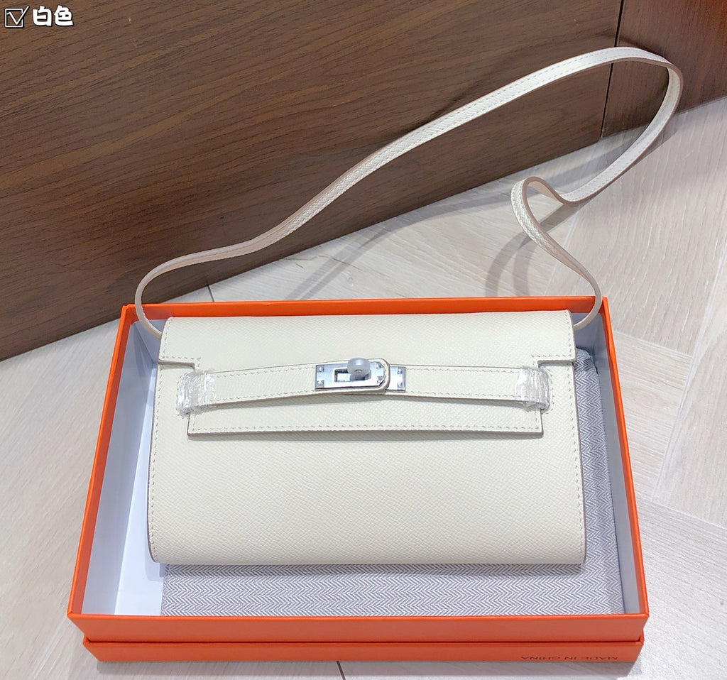 B1X66H10 Popular high-quality leather bag