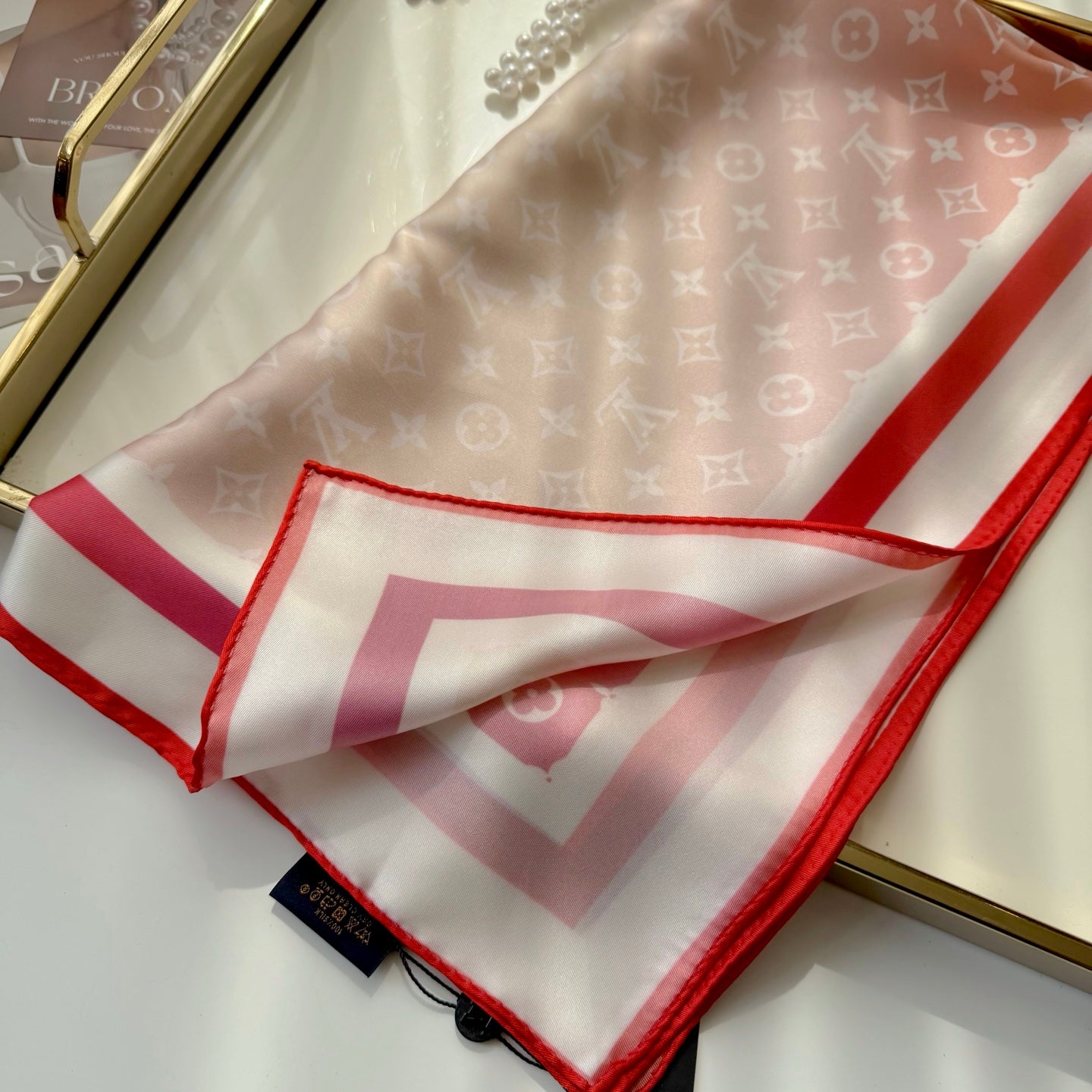 135ZE211W Popular Silk Scarve
