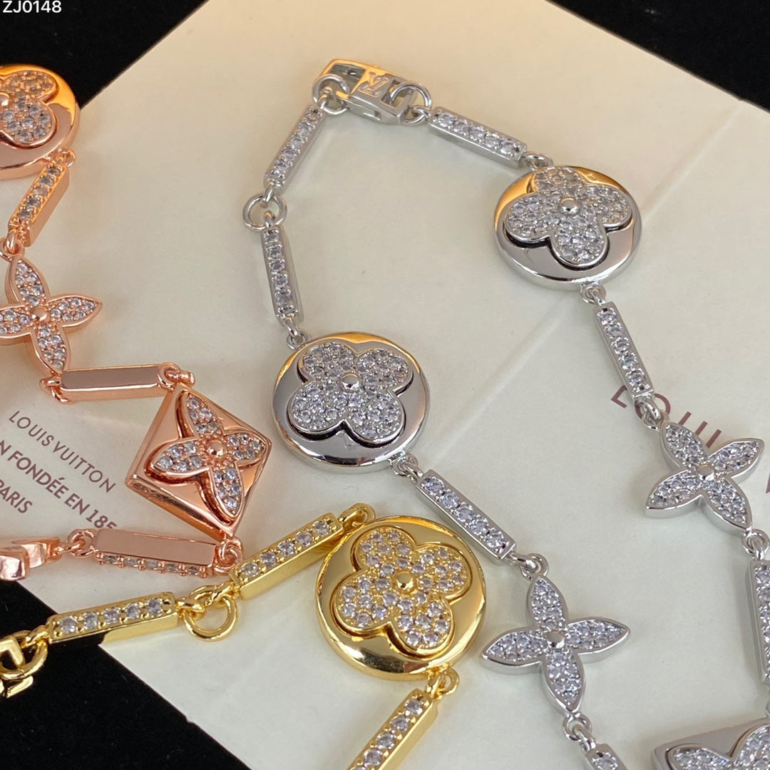 1XE602X  Popular Bracelets