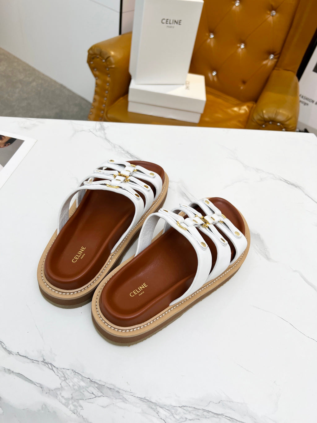 245RN1Z Popular leather shoes 