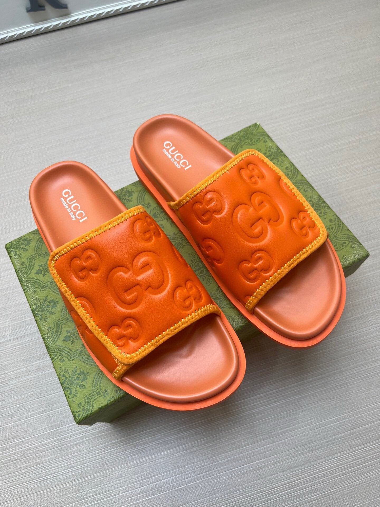 5LB230Z Popular Slippers