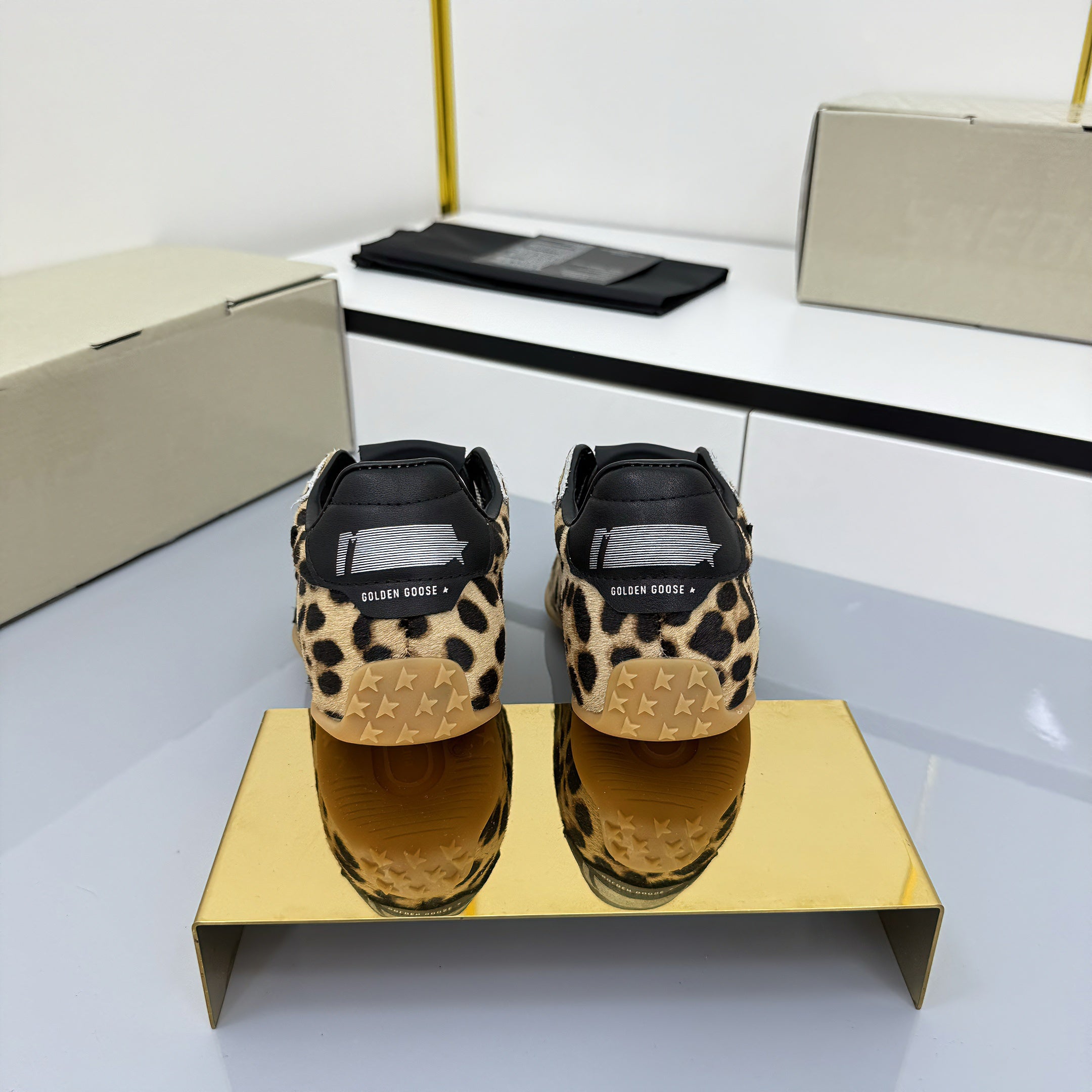 2105QGE387Z Popular high-quality Shoes