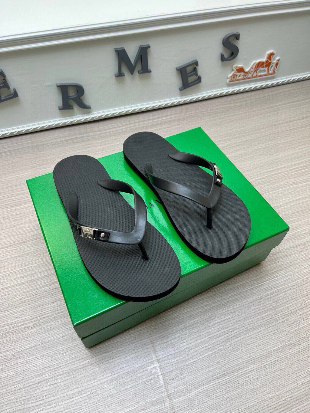 535ZA291Z Popular Slippers