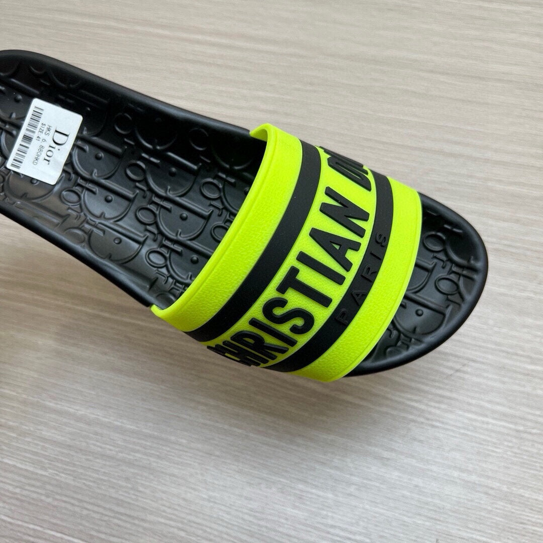 5LD212Z Popular Slippers