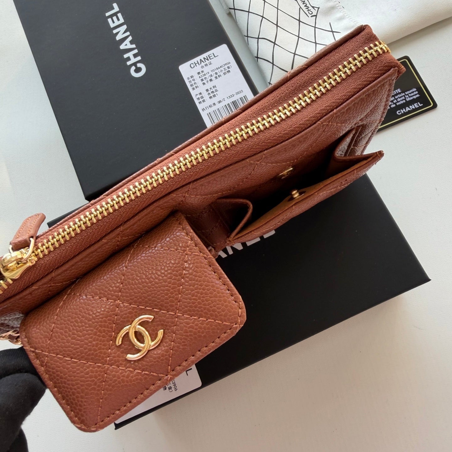 146PC22B Popular leather bag