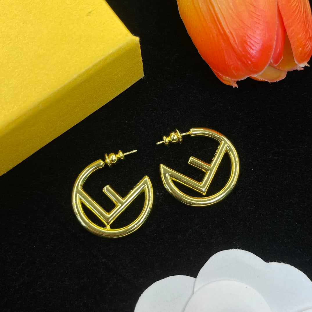 14F647E Popular  Earrings