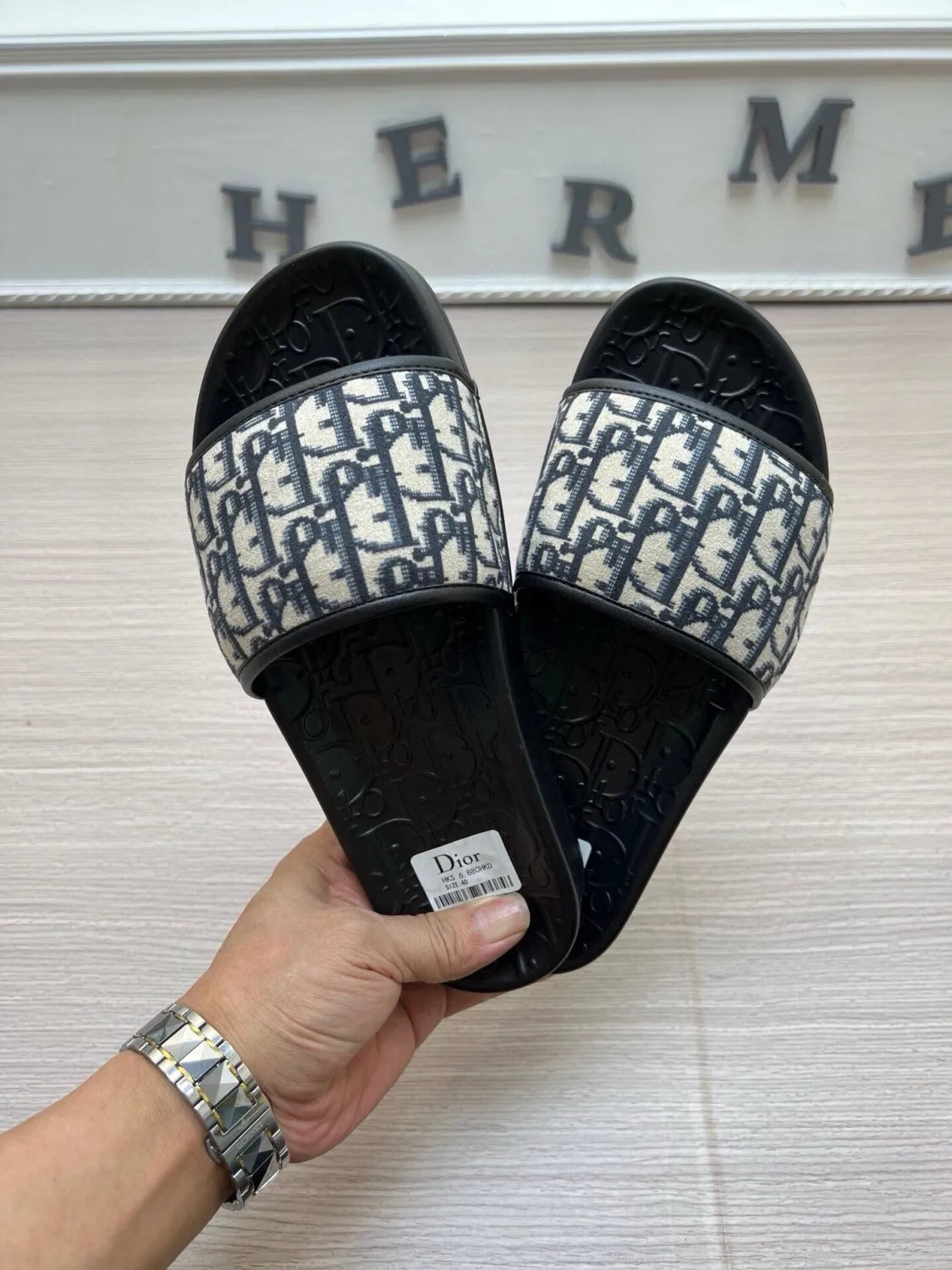 5LD214Z Popular Slippers