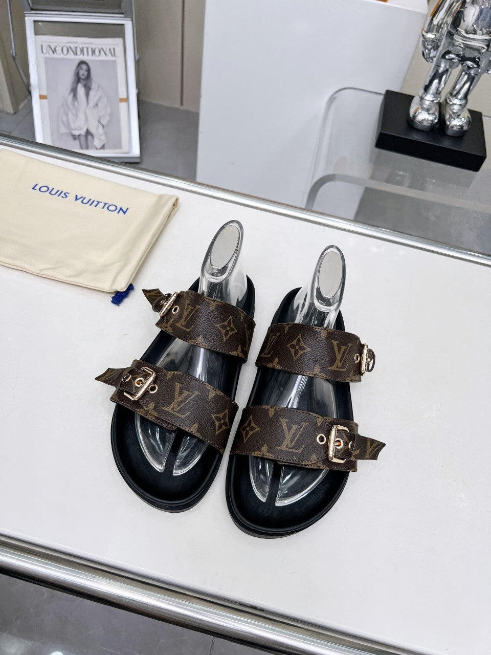 Z2X66B53 Popular high-quality leather slippers