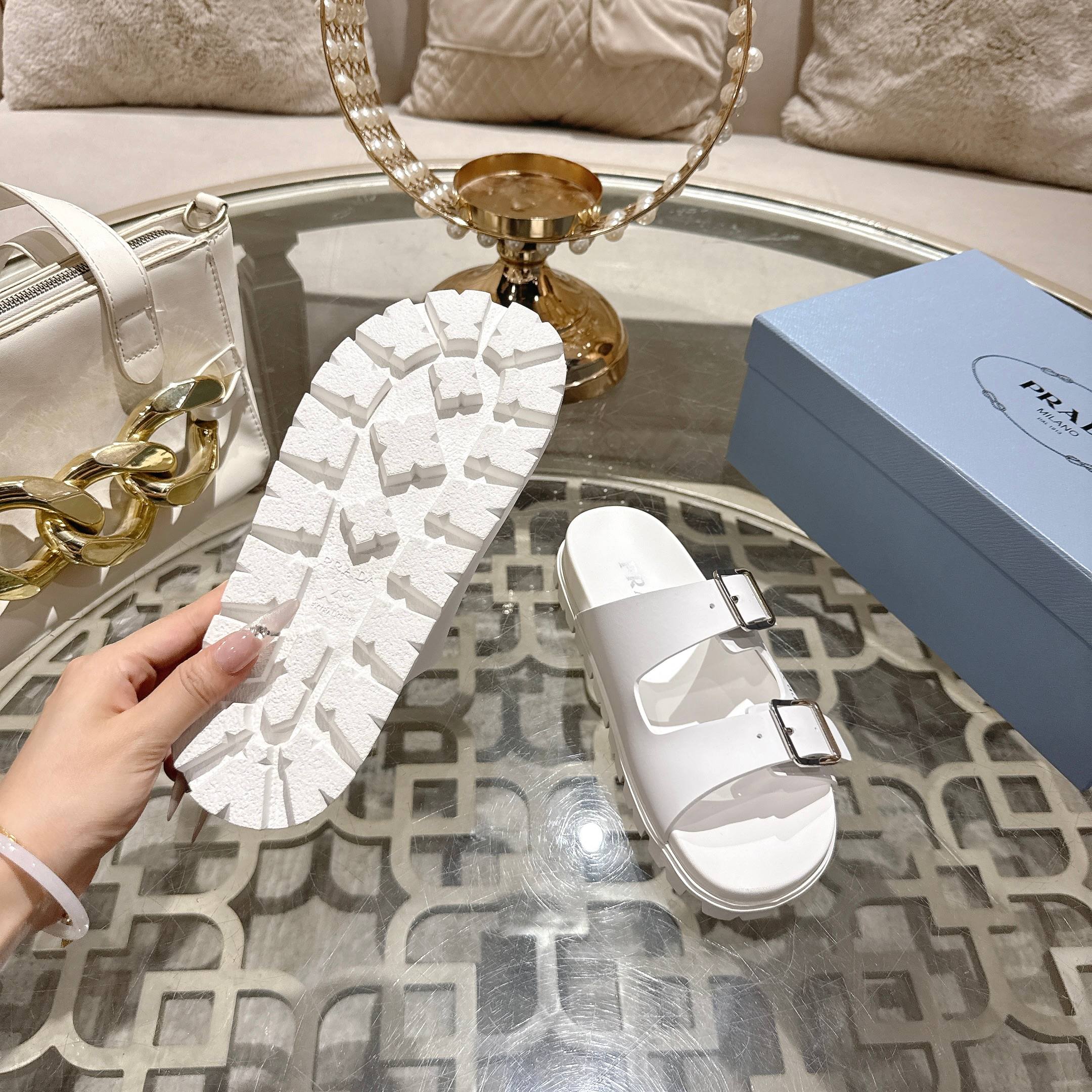 Z2N46P13 Popular high-quality Shoes
