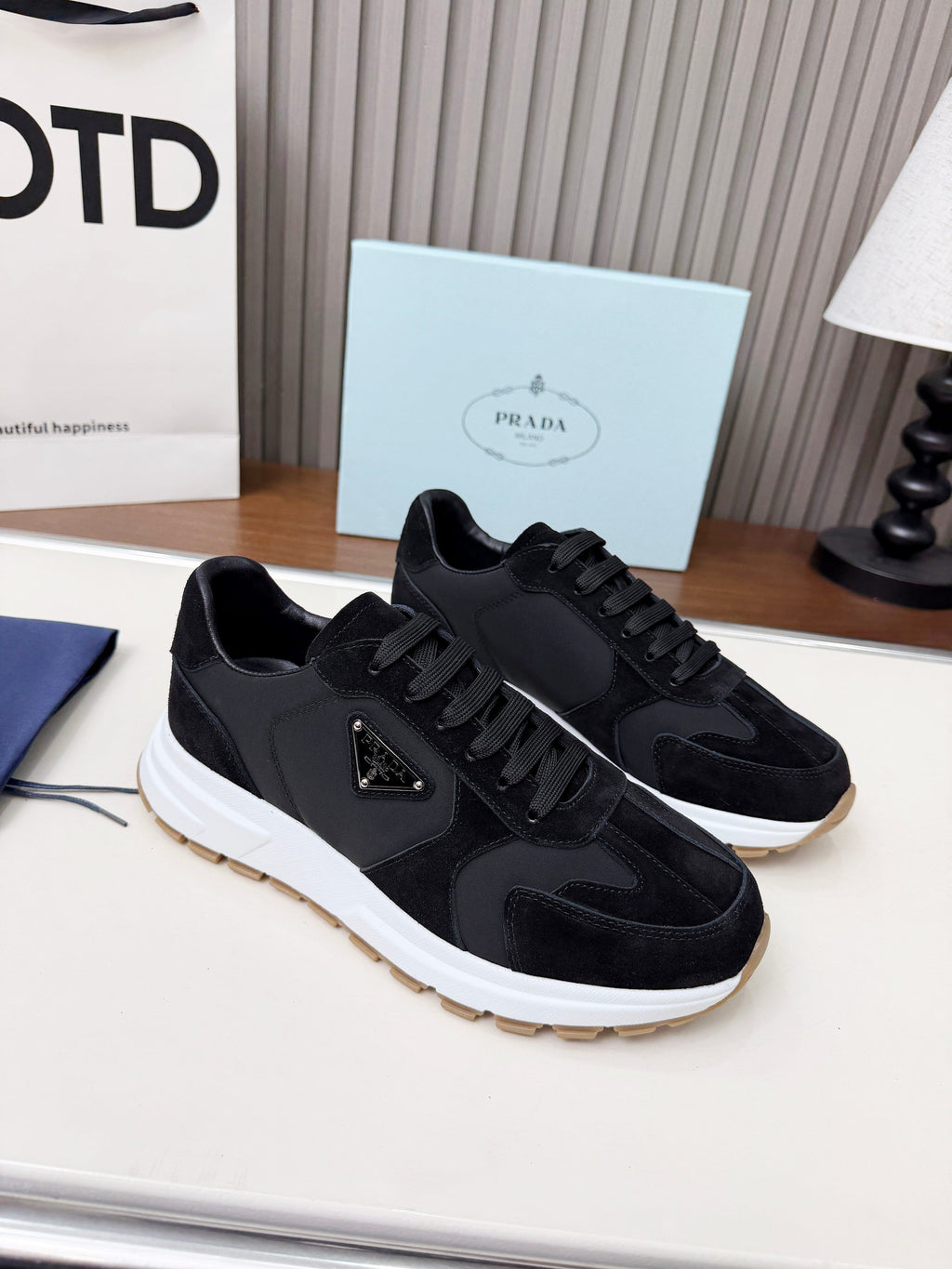 Z2P36P61 Popular high-quality leather Shoes