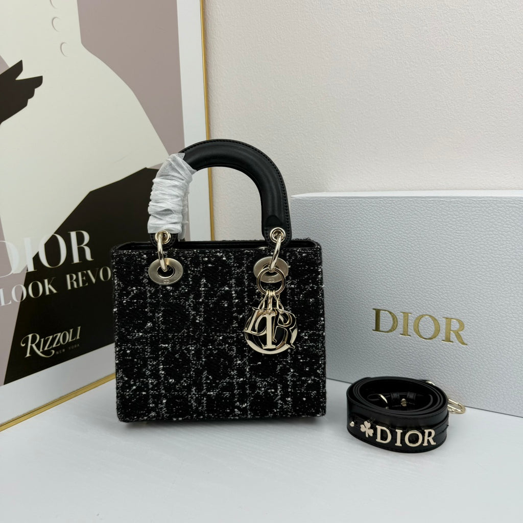 136ND25B Popular  Purse bag