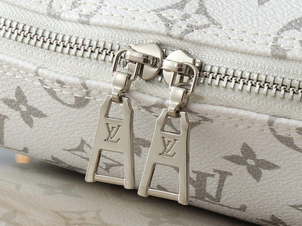 1XE61B Popular    leather bag