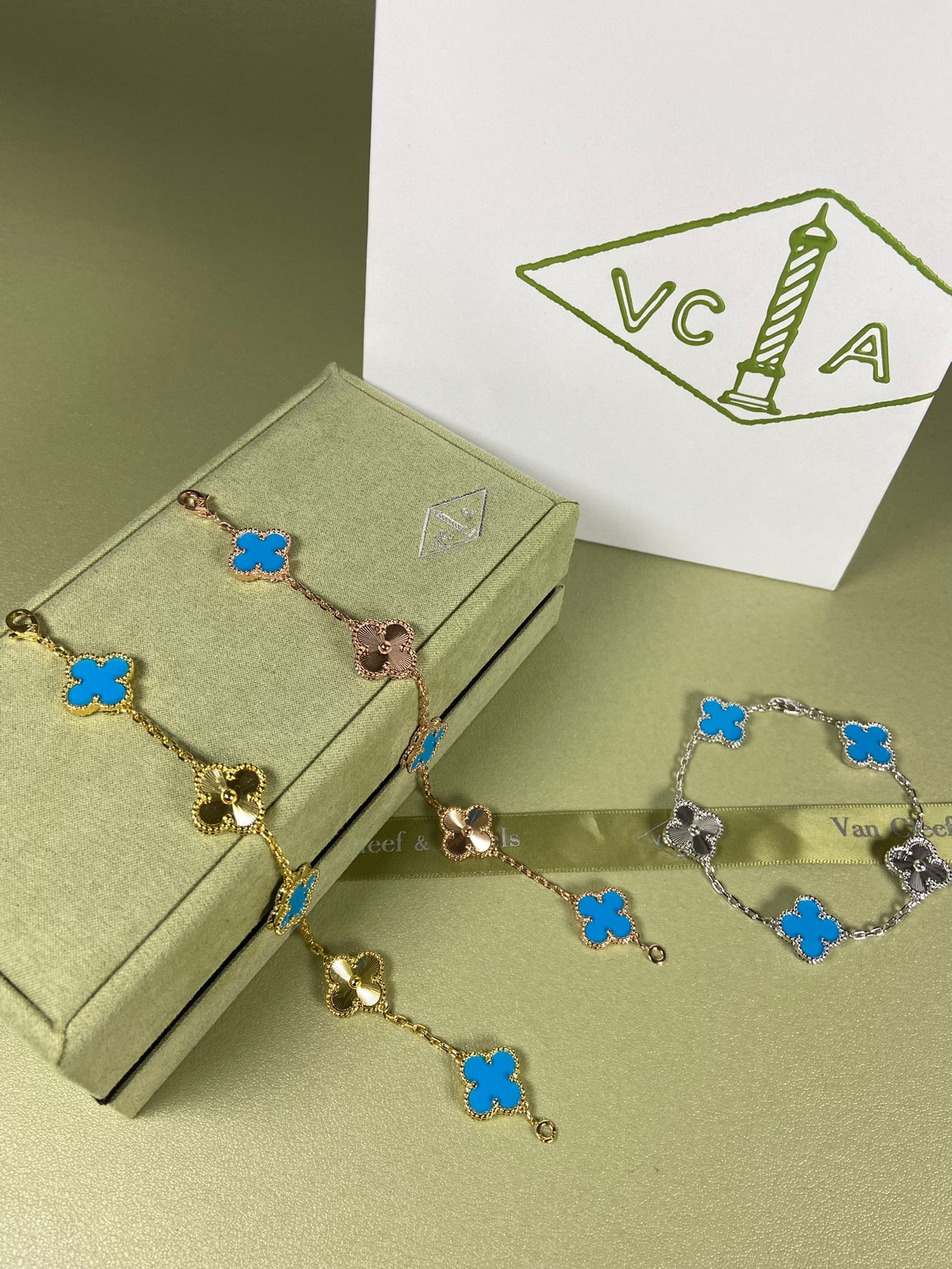 5XVA181K  Popular bracelets  5 flowers normal size1.5cm flower