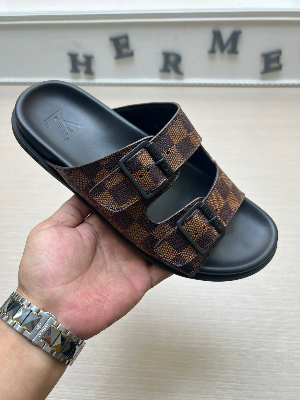 54E60Z Popular slippers