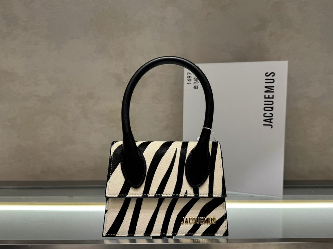 B1P46A141 Popular leather bags