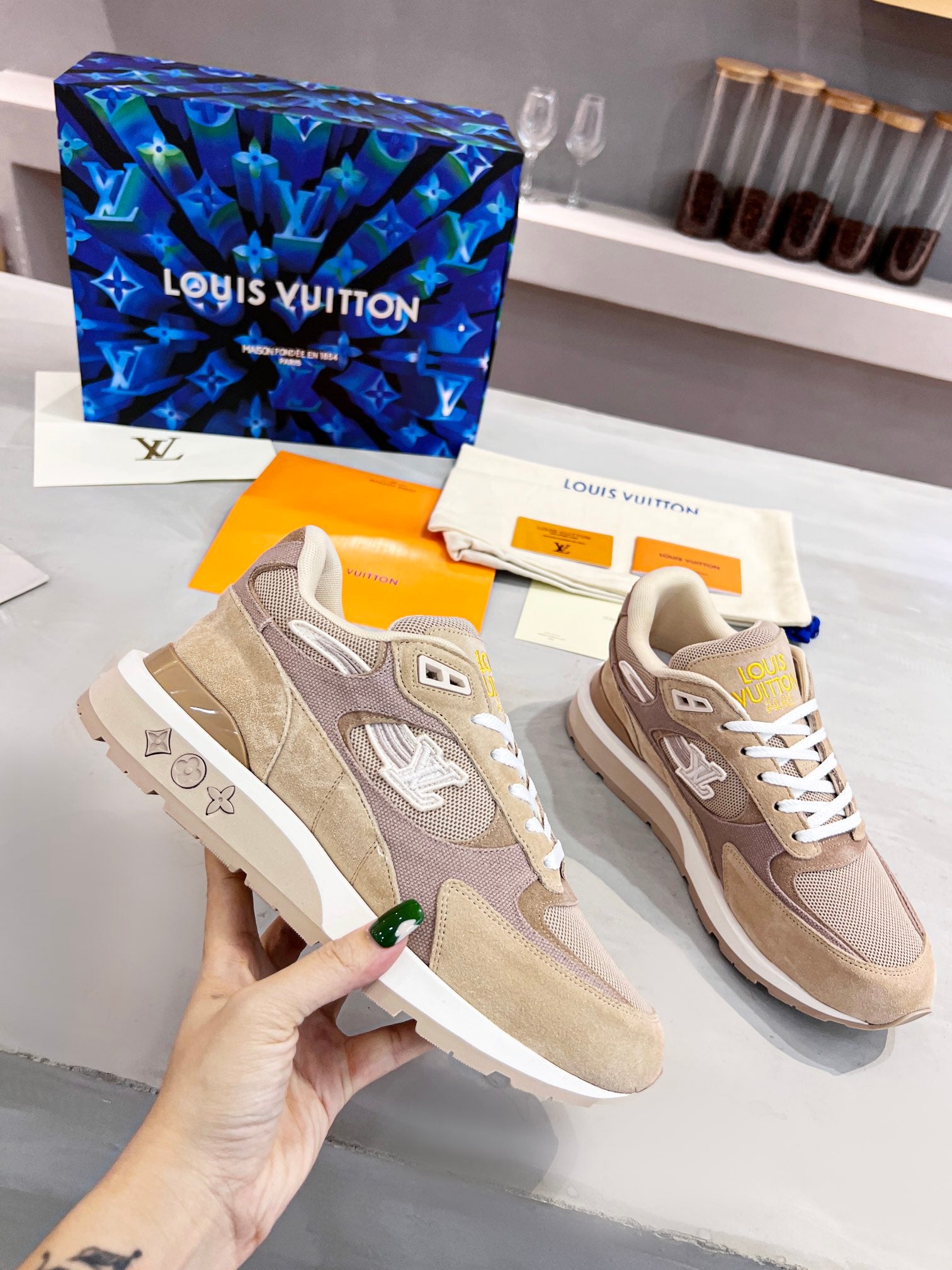 2105QE233Z Popular high-quality  Shoes