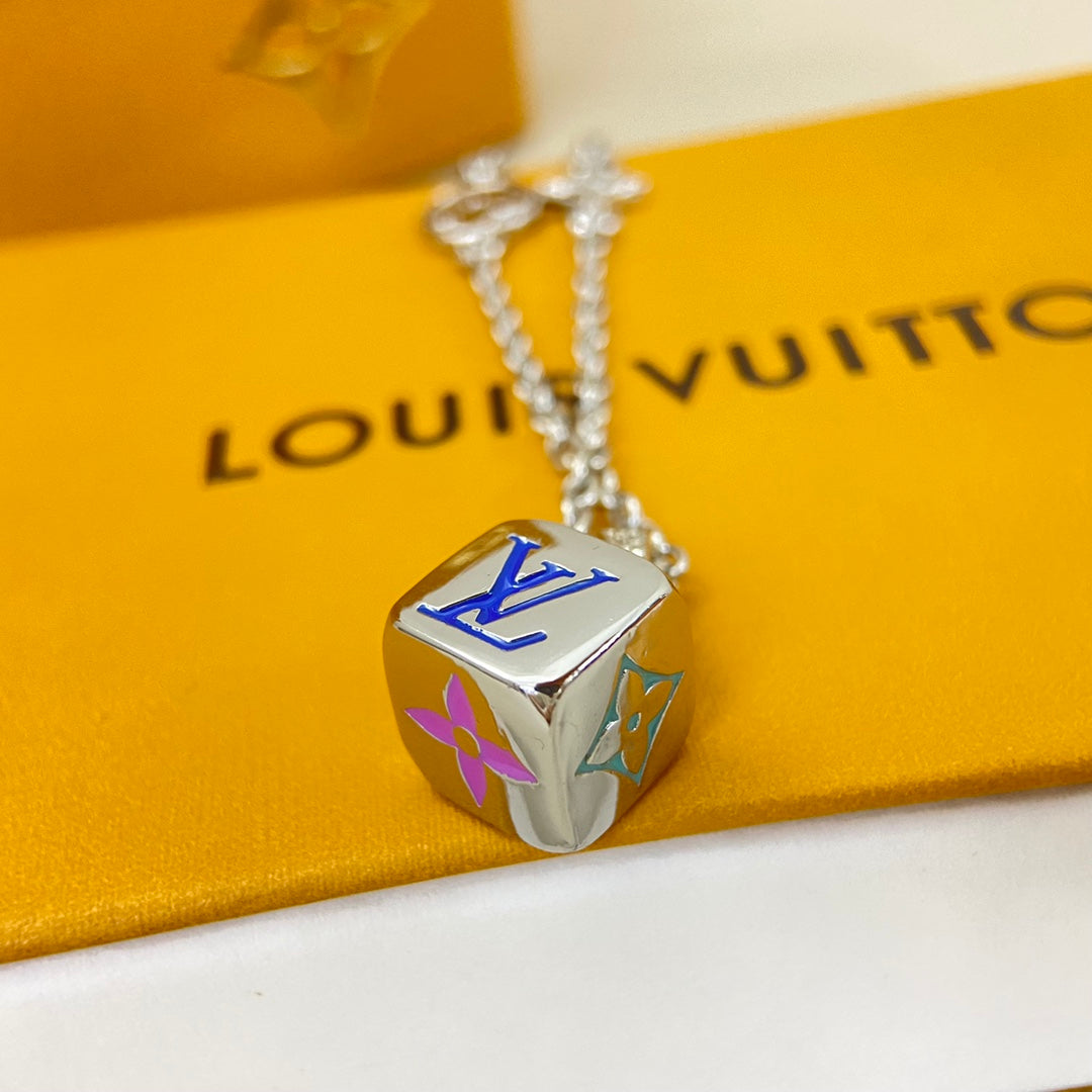 55QE214X Popular Necklace