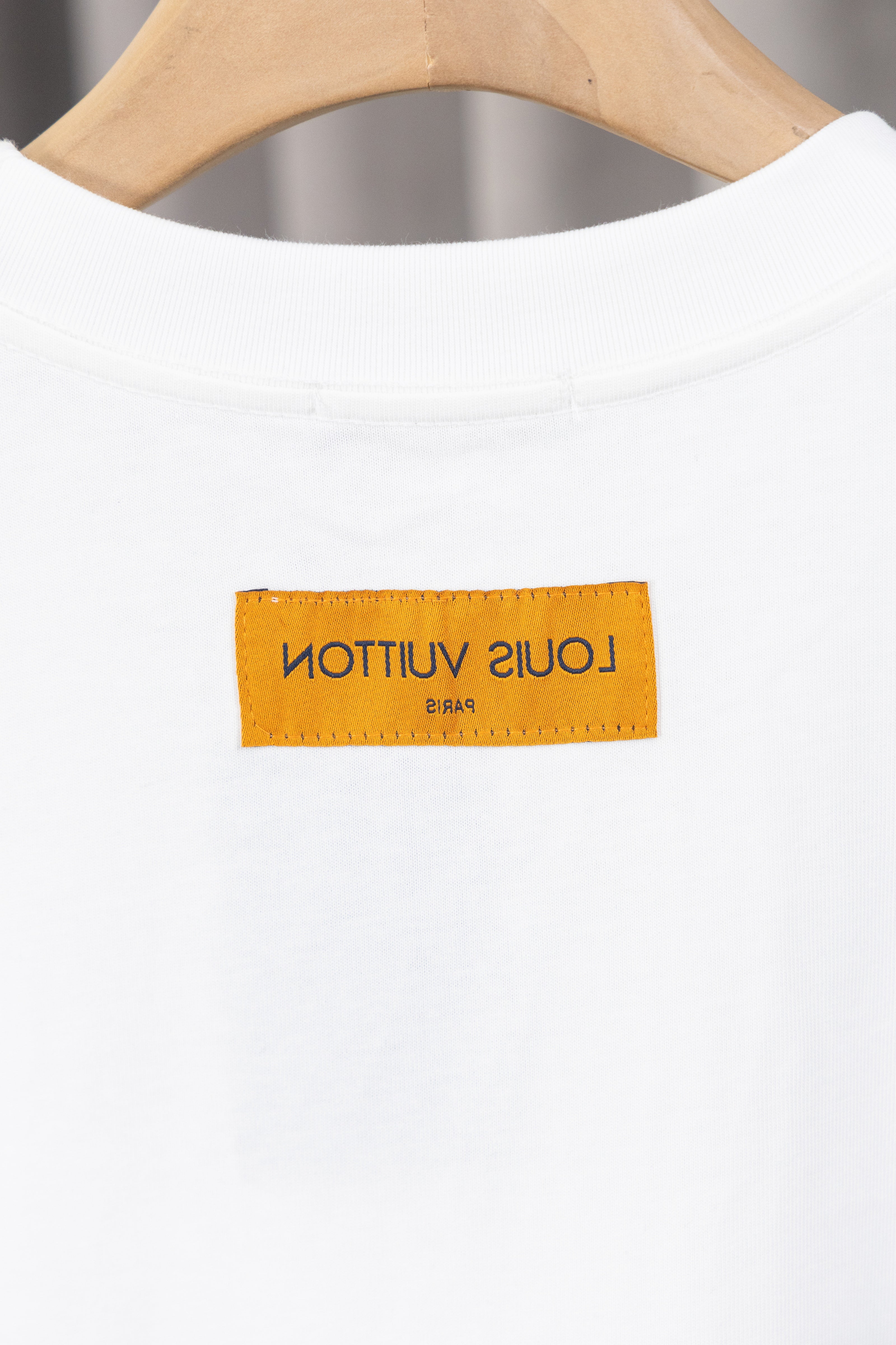 36PE137U Popular T-shirts