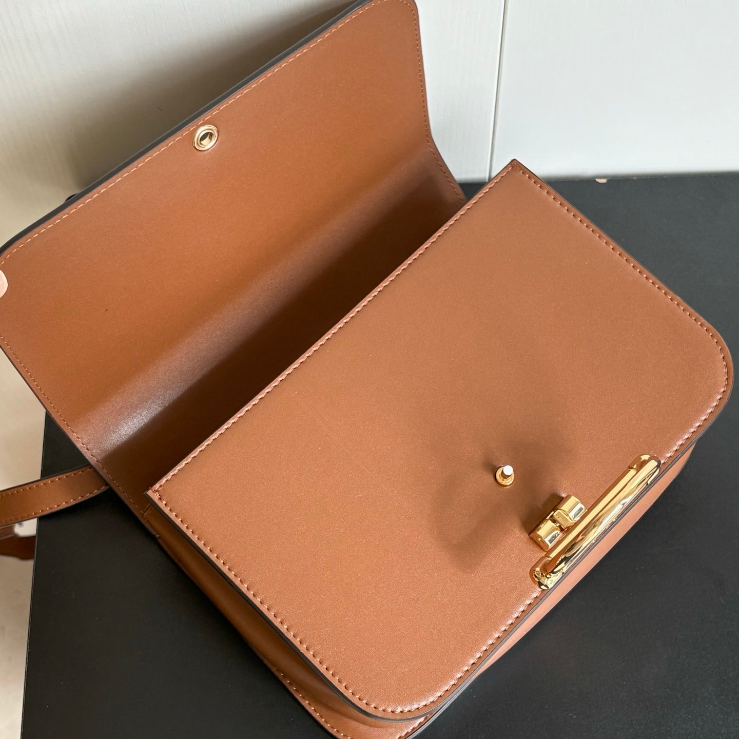 136PB110B Popular leather bag