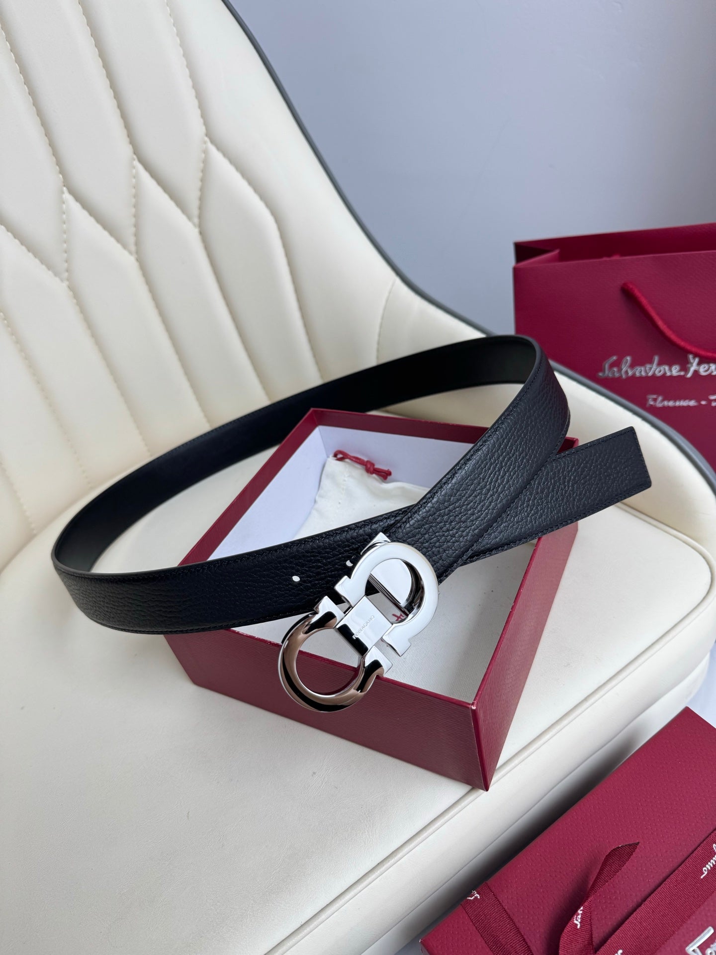 1115QA56P Popular High quality belt With full package