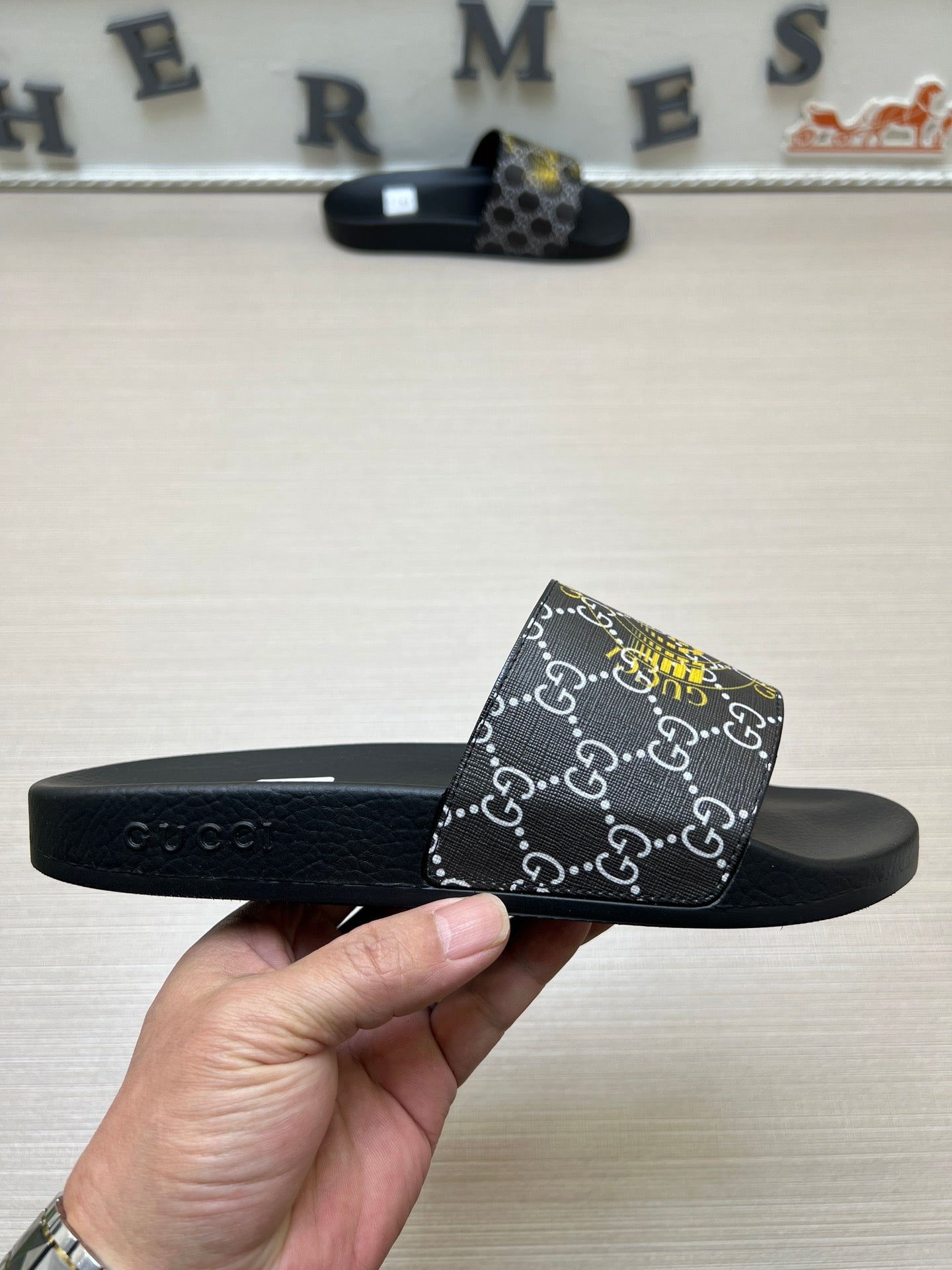 5LB234Z Popular Slippers