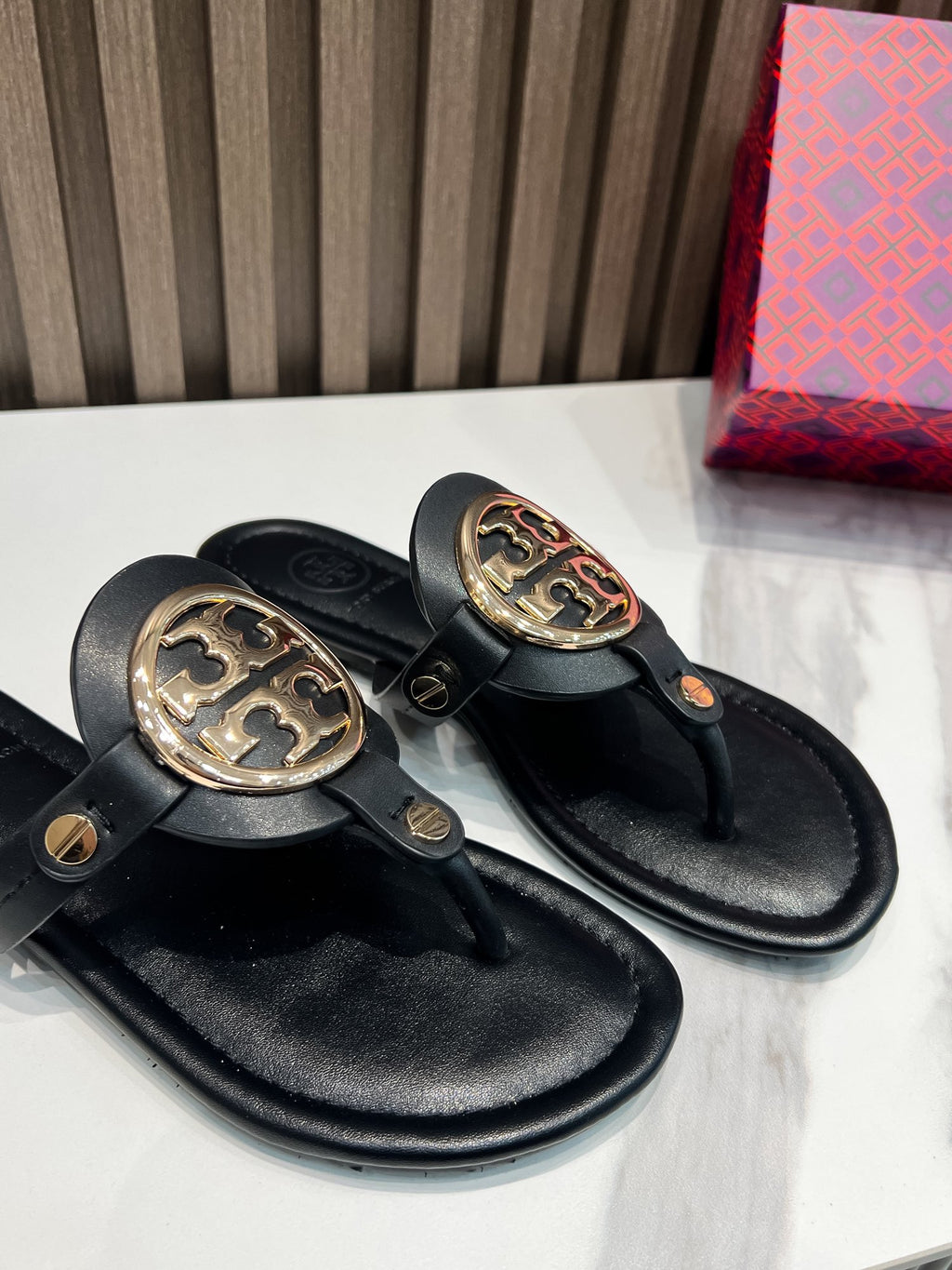 255QA34Z Popular leather shoes