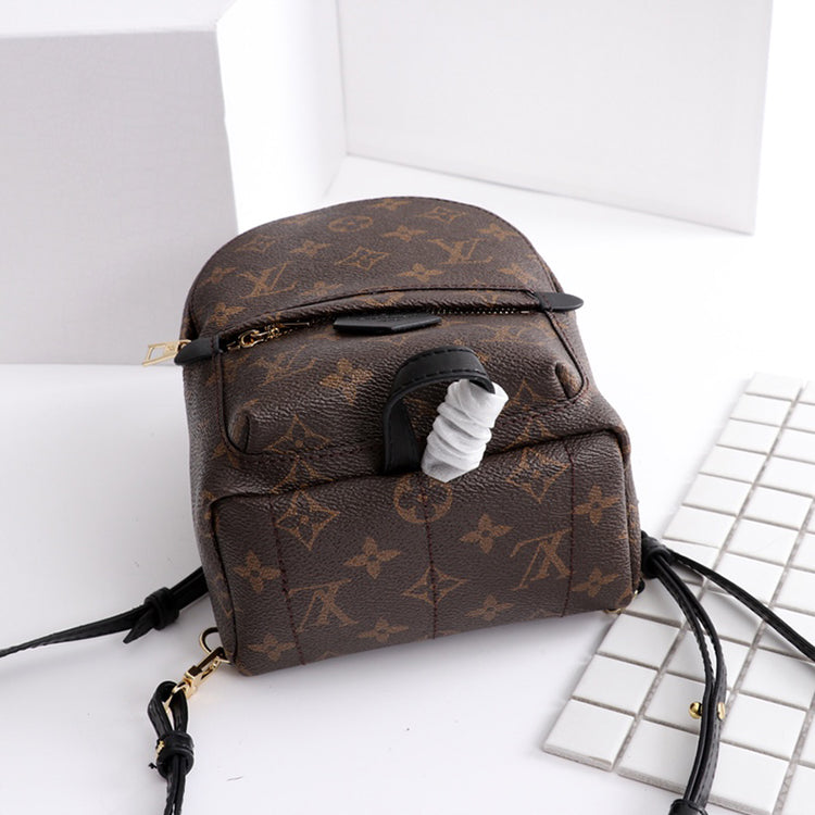 1E010B Popular  leather backpacks