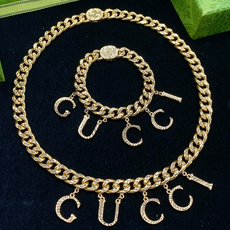 1B233X  Popular Bracelets