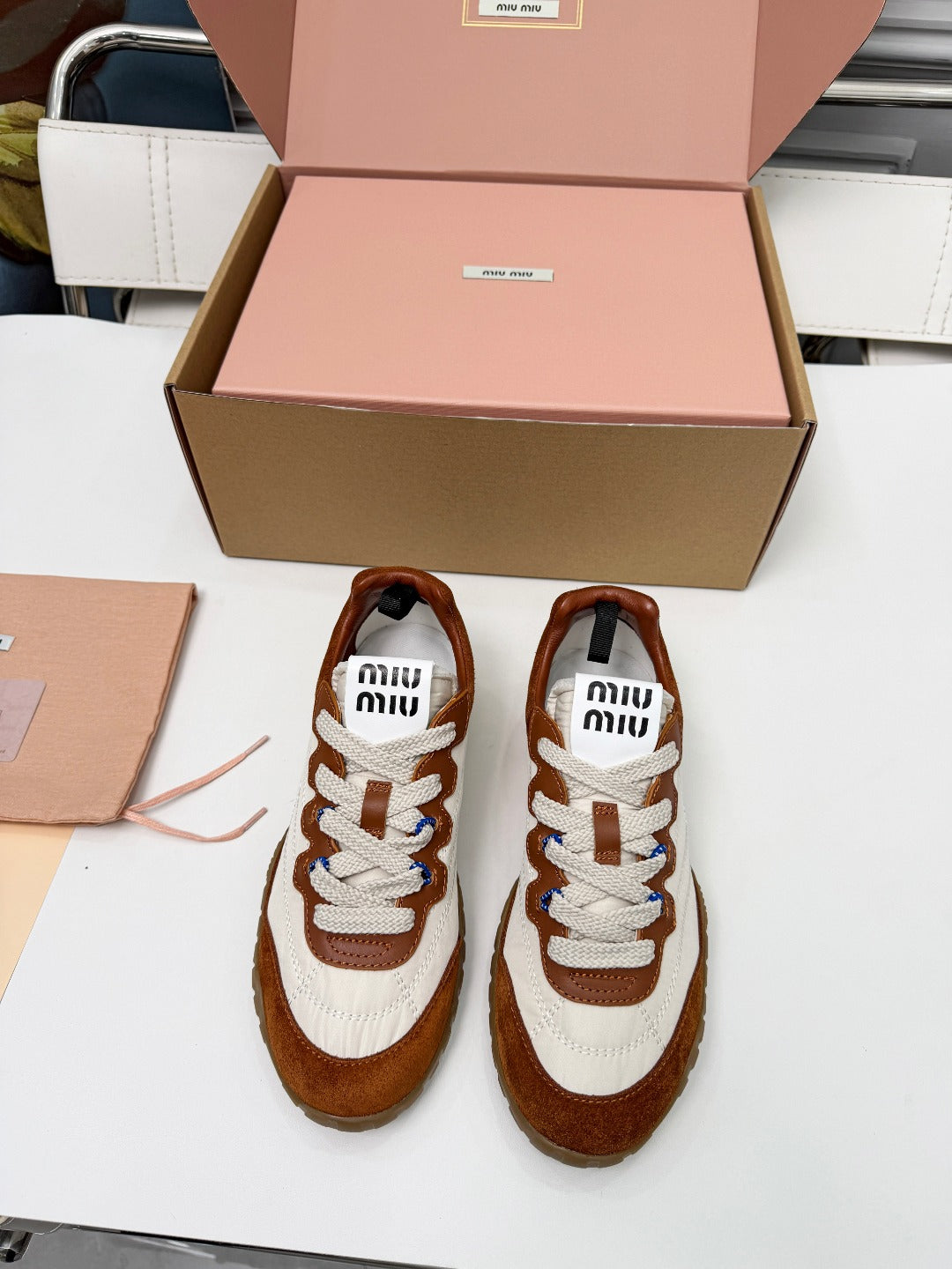 Z2P36A55 Popular high-quality leather Shoes