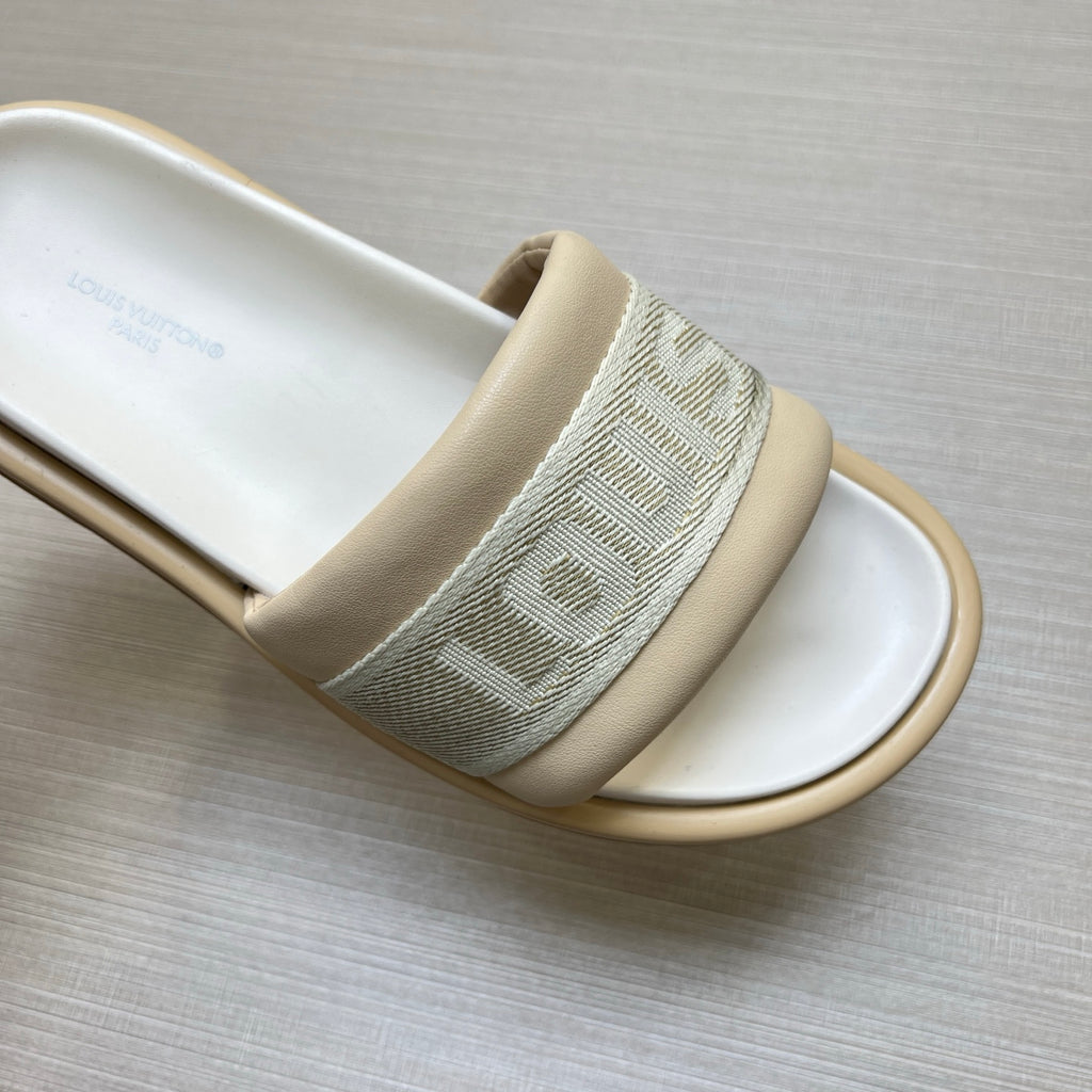 535ZE299Z Popular Slippers