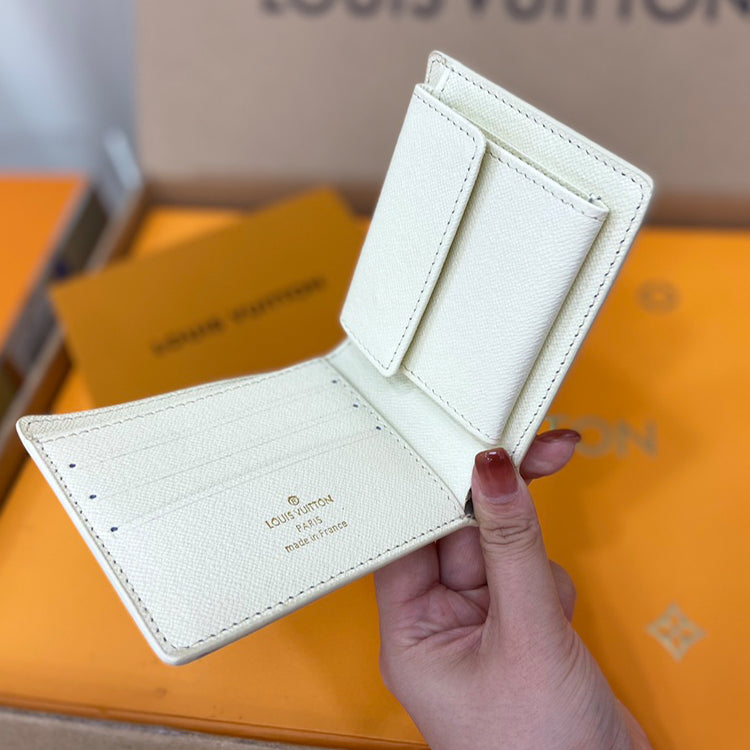 3E06B Popular leather wallets