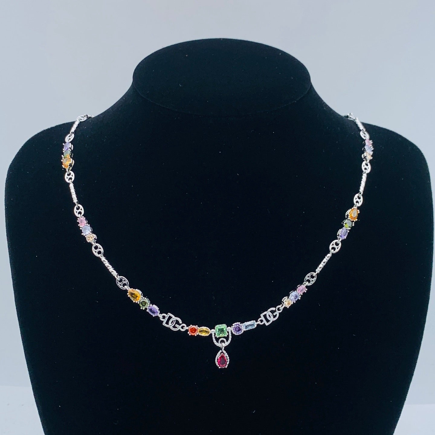55QA247X Popular Necklace