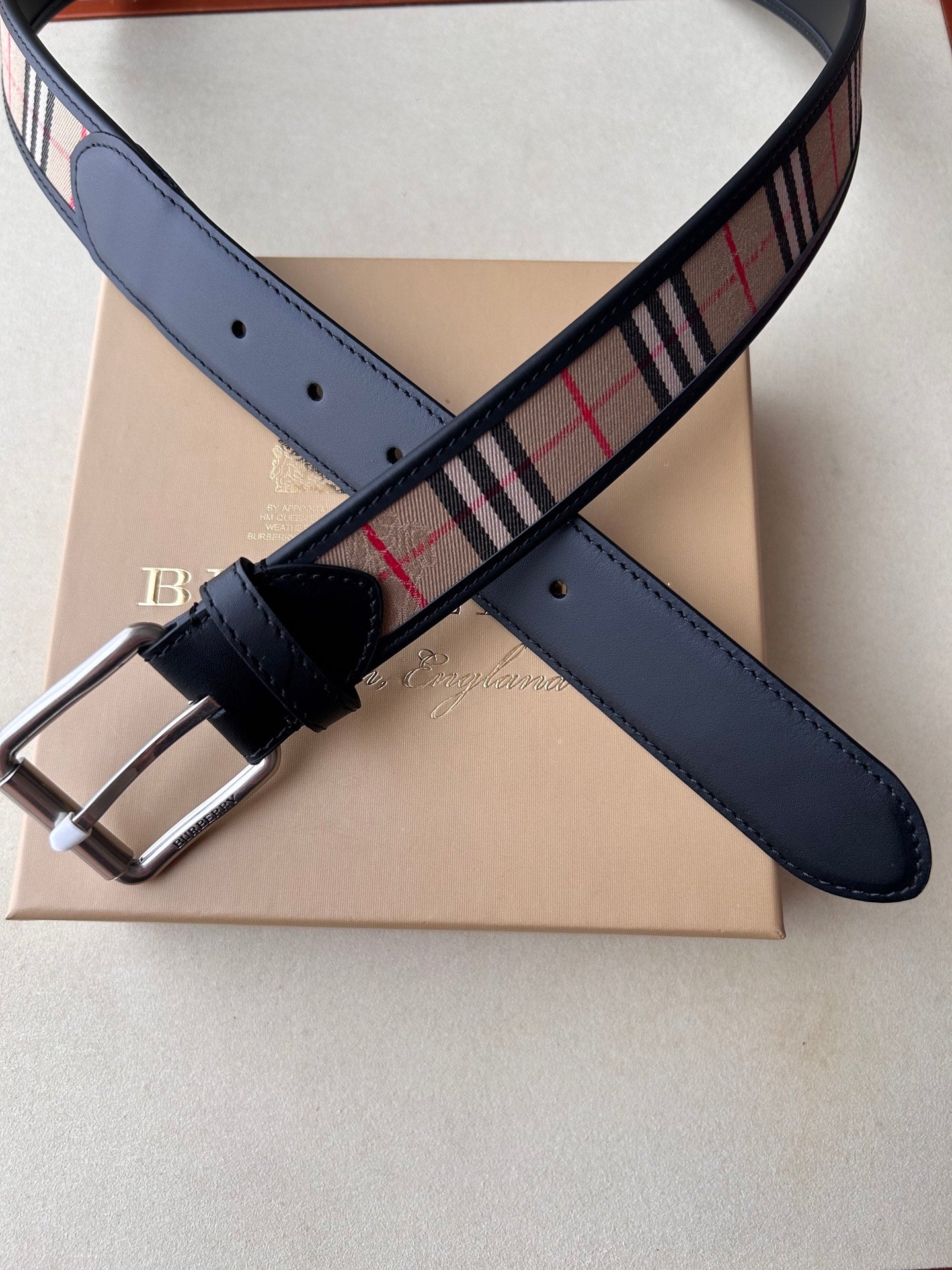 1115QR8P Popular High quality belt With full package